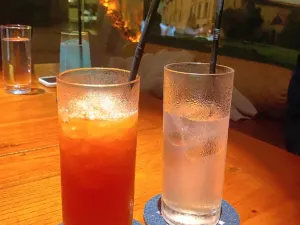 83 Lounge Whiskey & Cocktail·BH WINE CELLAR