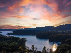 Xianhai Lake