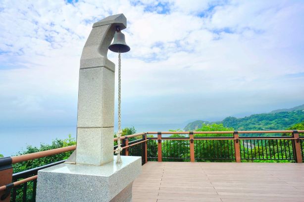 Lovers' Point