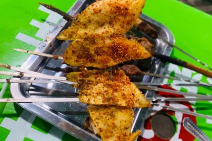 每天春羊羔烤肉店