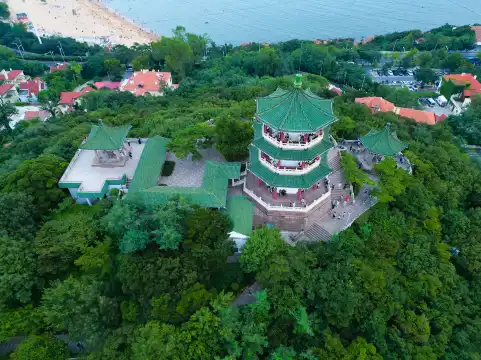 鄰近小魚山公園的酒店