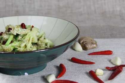 老浏阳会馆(新月半岛店)