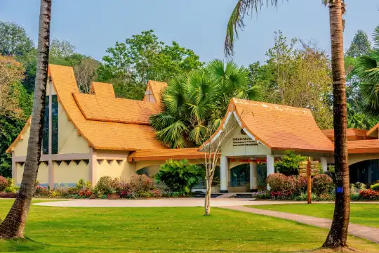 Các khách sạn ở Mãnh Lạp