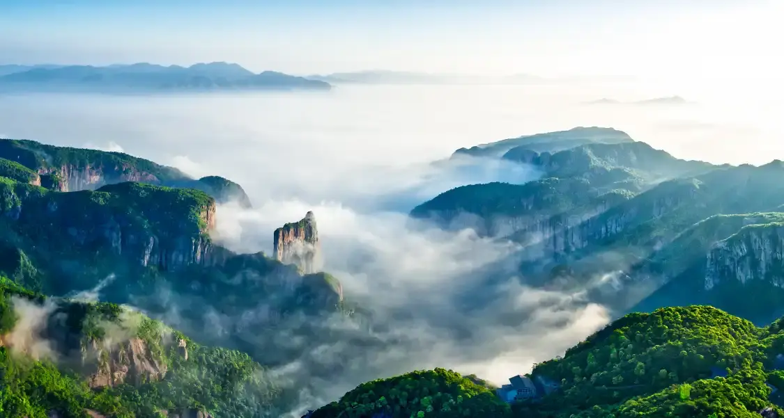 Hotels near Shenxianju Scenic Area