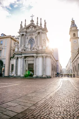 Flights from Paris to Turin