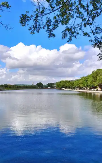 Hotels near Gounan Xudi Scenic Spot