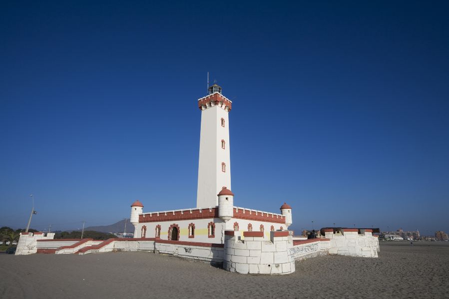 Flüge Sucre La Serena