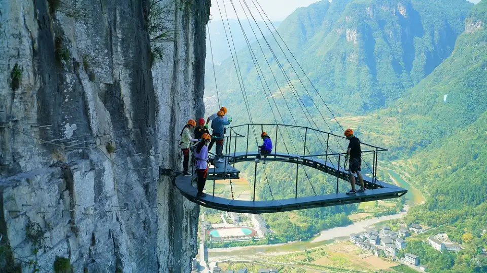 4_Aizhai Wonders Tourist Area