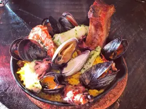 Tinto Tapas Bar