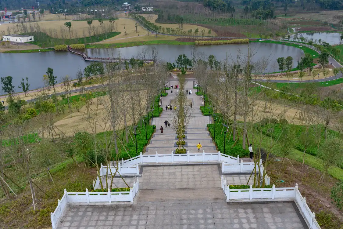 Hotels near Yanxi Wetland Park