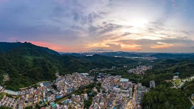 Wutong Mountain Art Town