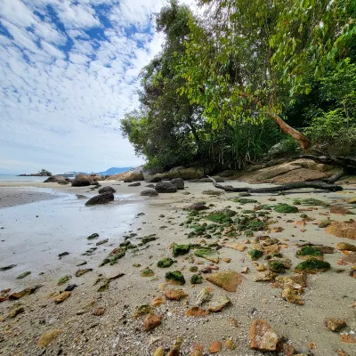 3-звездочные отели в г. Баян Лепас