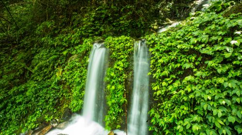 Qing Mountain Waterfall