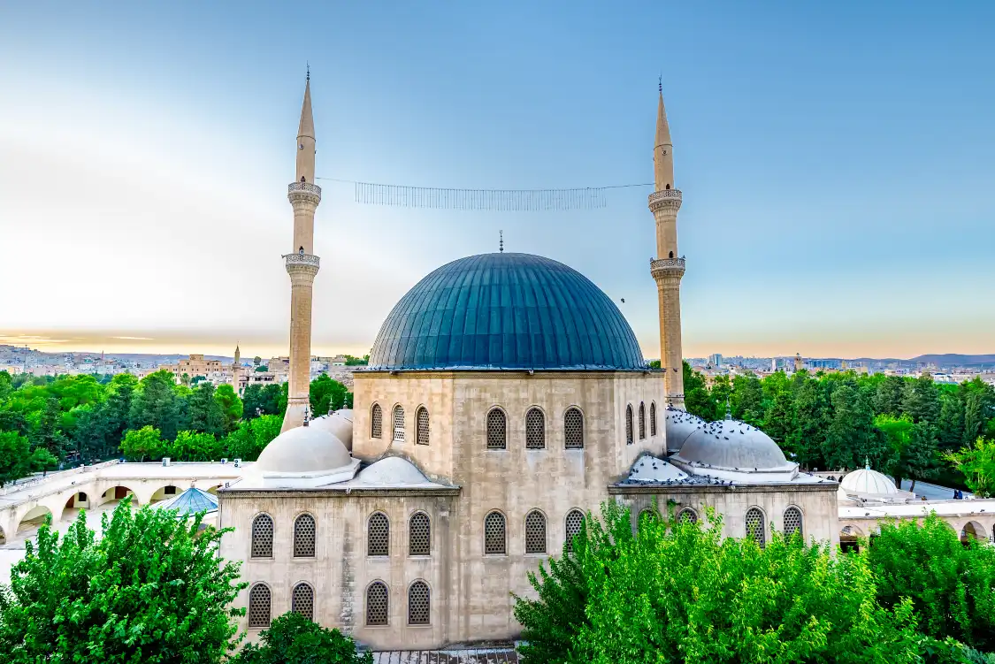 Hotels near Halilurrahman Mosque