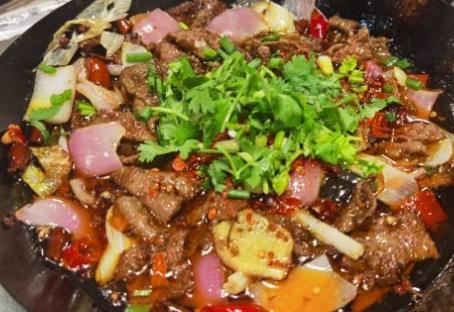牛轰轰跷脚牛肉(百年传承店)