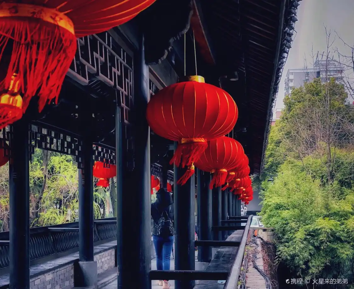 Hotels near Taiping Bridge