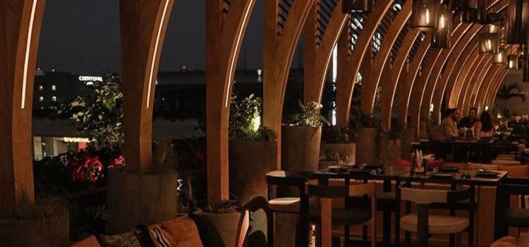 7:Quince Rooftop Bar & Kitchen