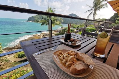 The Cliff Bar and Grill