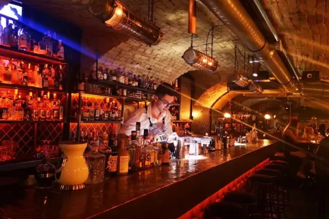 Hotsy Totsy Budapest