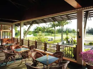 Golfers’ Terrace