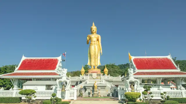 Hotels near Kho Hong Mountain vista point