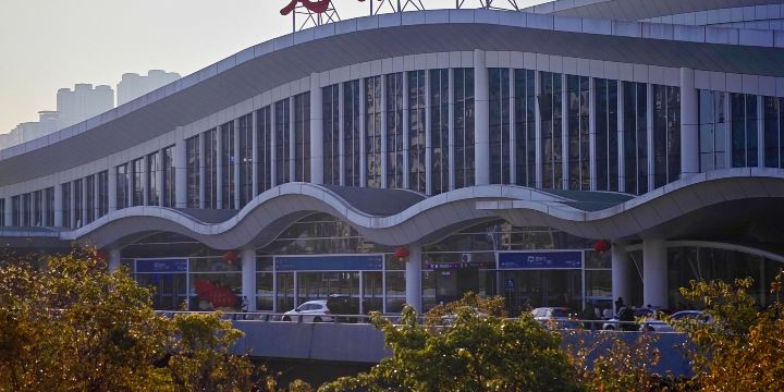 Longyan Railway Station