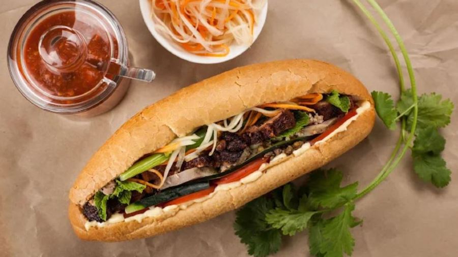 Banh Mi 25