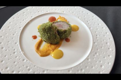 伍贰赫兹·云上法餐厅(太原店)