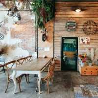 คาเฟ่บรรยากาศ​ธรรมชาติ​
