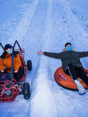 西柏水鎮冰雪樂園