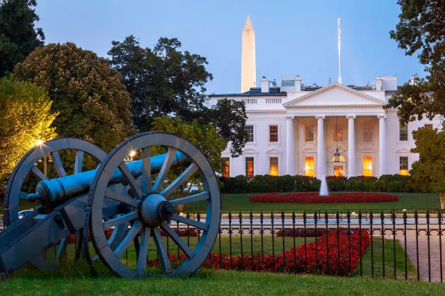 A Walking Guide to Memorials in Washington D.C.