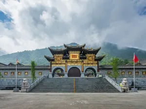 The Lingshan Temple