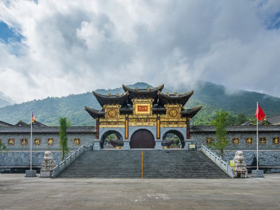 The Lingshan Temple
