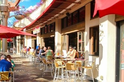 Cheeseburger In Paradise