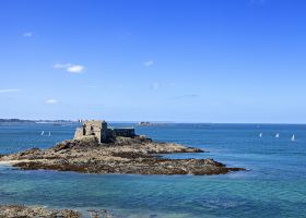 Munster to Calvi Flights