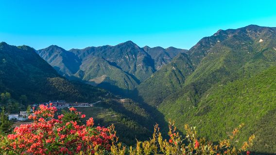 Guanyin Cave Ice Springs Scenic Area