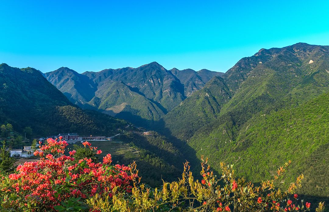 Guanyin Cave Ice Springs Scenic Area