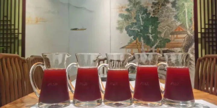 胊小二新派牛肉火鍋