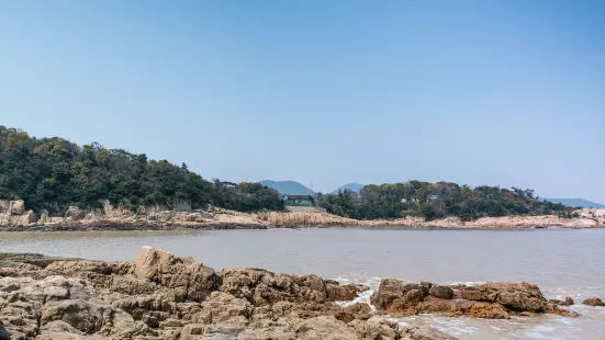 Big Buddha Rock Scenic Area