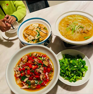 雲莱食府