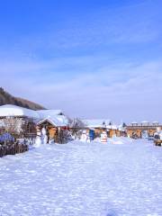 阿爾山雪村