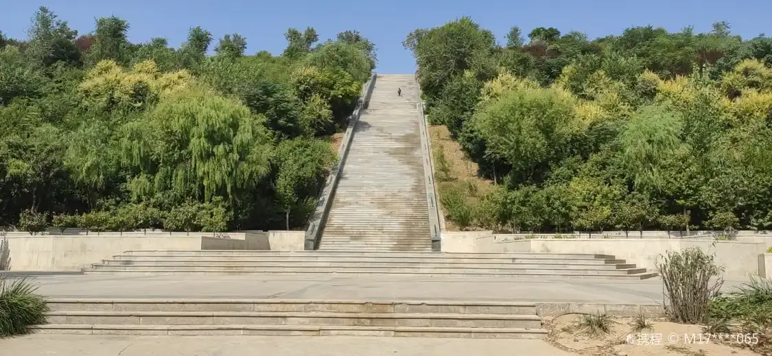 Hotels near Xihuan Park