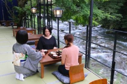 箱根 牛なべ 右近