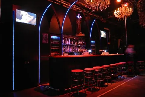 Club Church