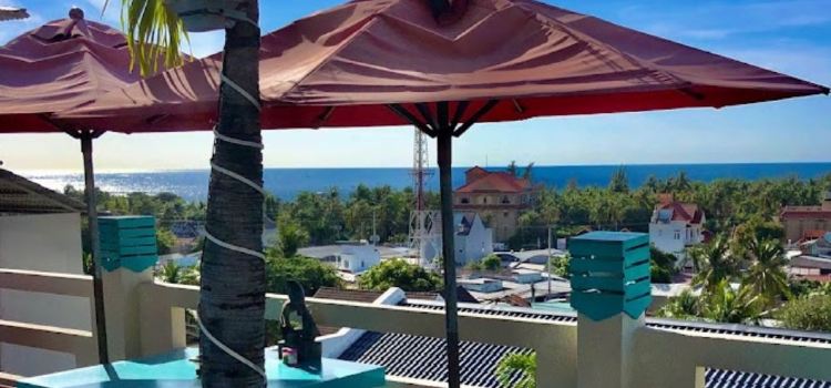 Breeze Restaurant & Bar