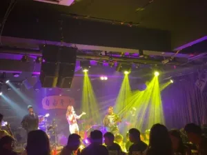 自由至上Live House