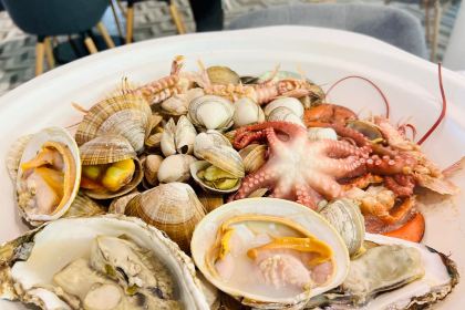 FIVE SEASON FISHING PORT