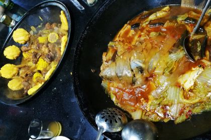 林海雪缘铁锅炖