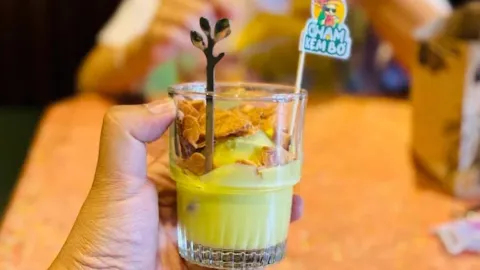CHẠM Cafe & Kem Bơ Đà Lạt - Khu Hoà Bình in ด่าหลัต