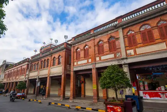 鄰近泉州中山街的酒店